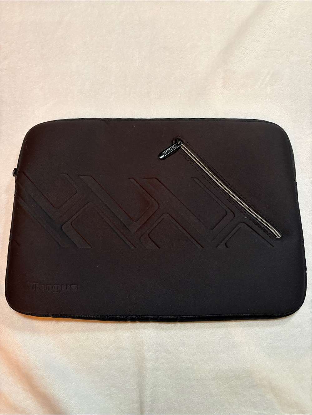 Targus Black Neoprene Laptop Sleeve Case 16.5” Zip Pocket Padded